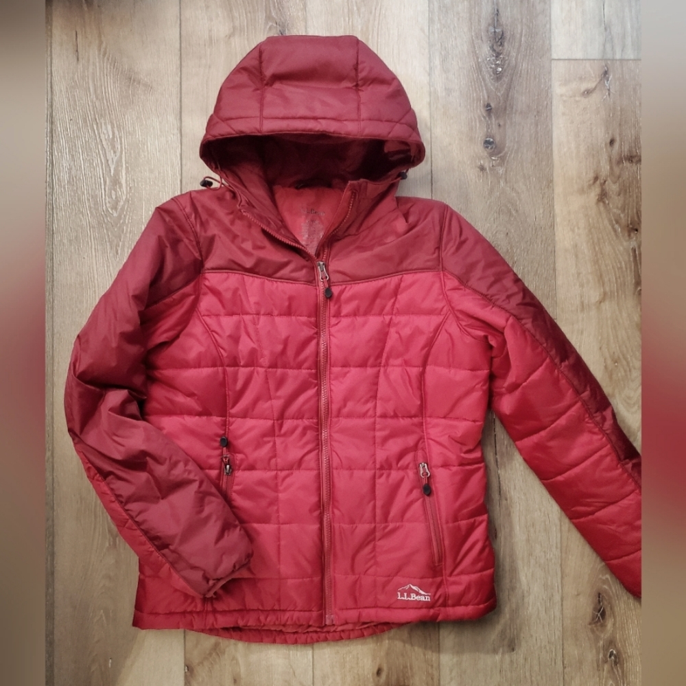 Womens ll bean red down hooded winter jacket size small